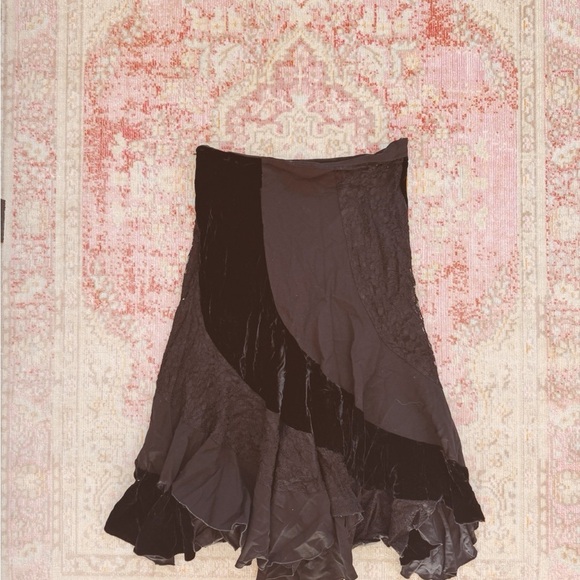 Sunny Leigh, Vintage Flowy Woman’s Skirt - Picture 2 of 3